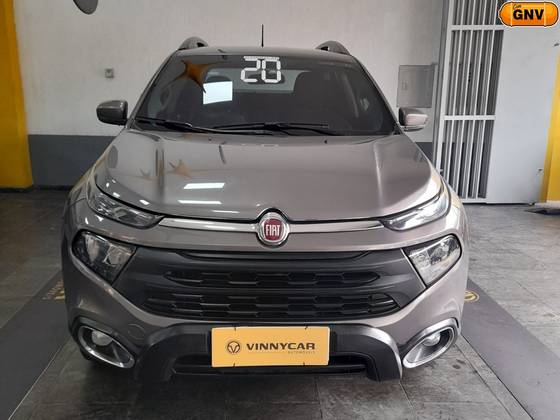 FIAT TORO 1.8 16V EVO FLEX FREEDOM AT6 FIAT TORO 1.8 16V EVO FLEX FREEDOM AT6